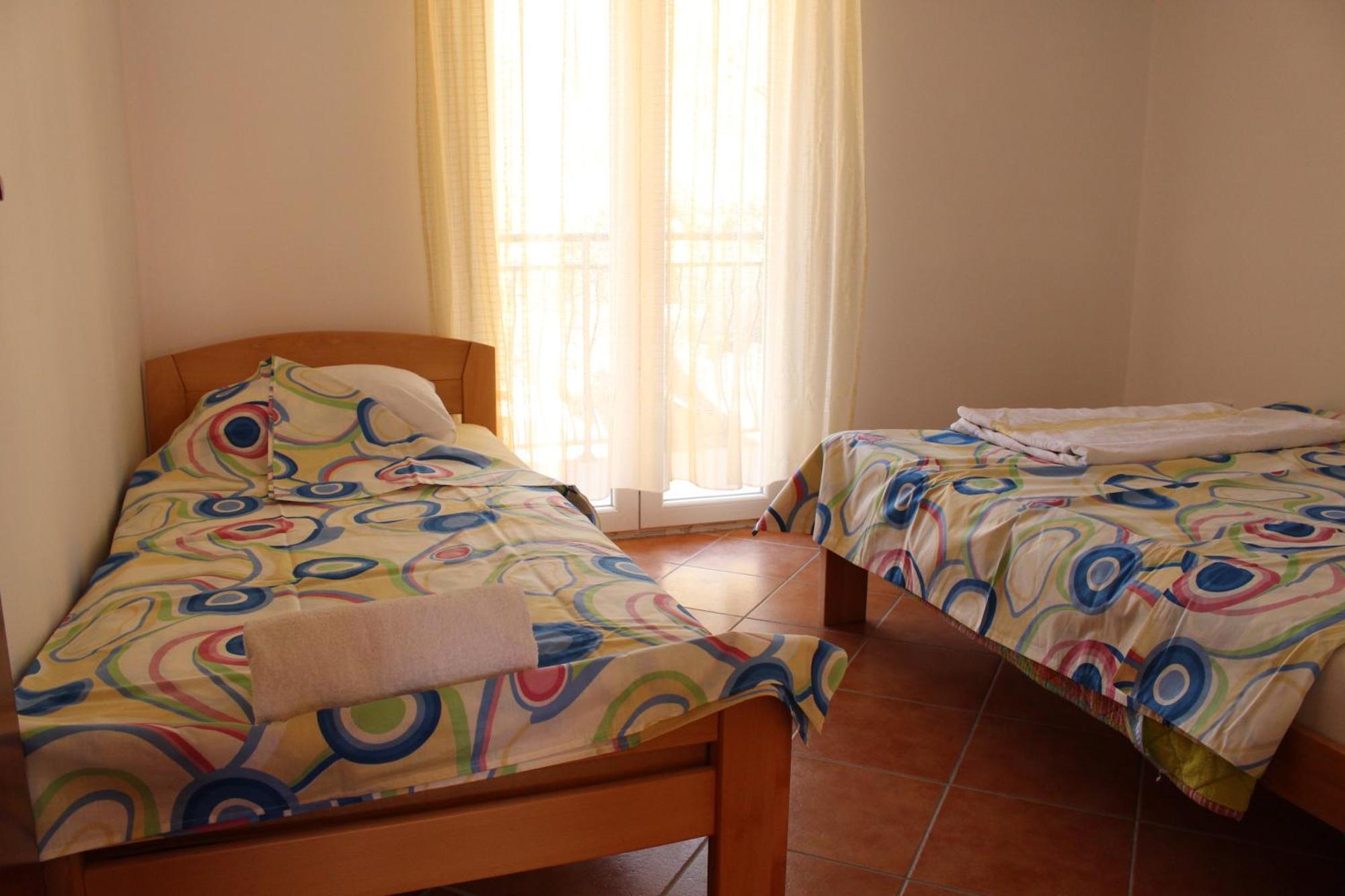 Apartments Todorovic Petrovac Екстер'єр фото