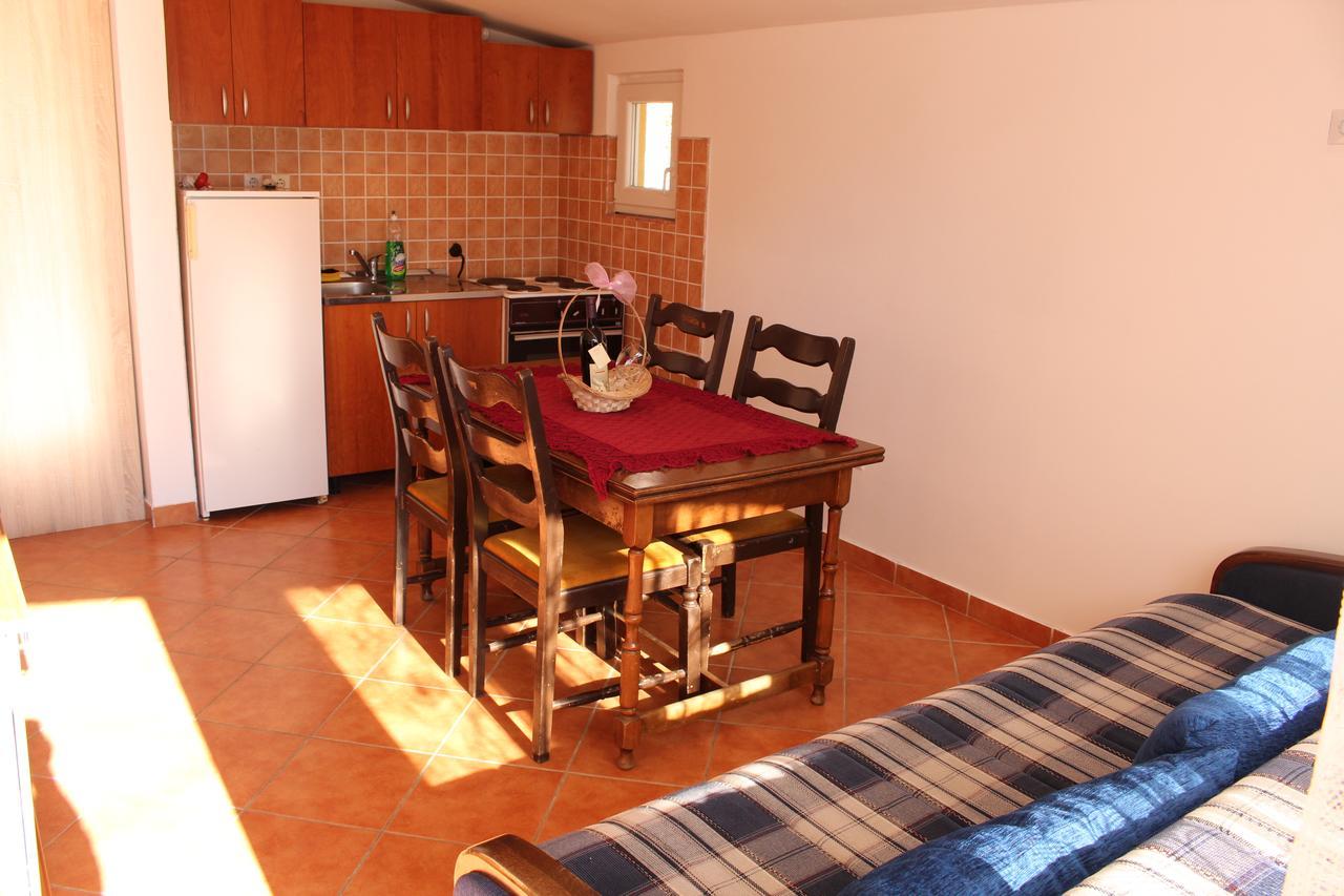 Apartments Todorovic Petrovac Екстер'єр фото